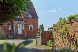 The Old Hop Kiln, Sherridge Road, Leigh Sinton, Malvern, Worcestershire, WR13 5DE